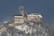 hrad Bezděz - Manský palác má střechu